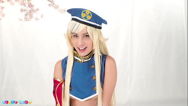 Cospuri Kristen Scott em cosplay de Hina Suzuki